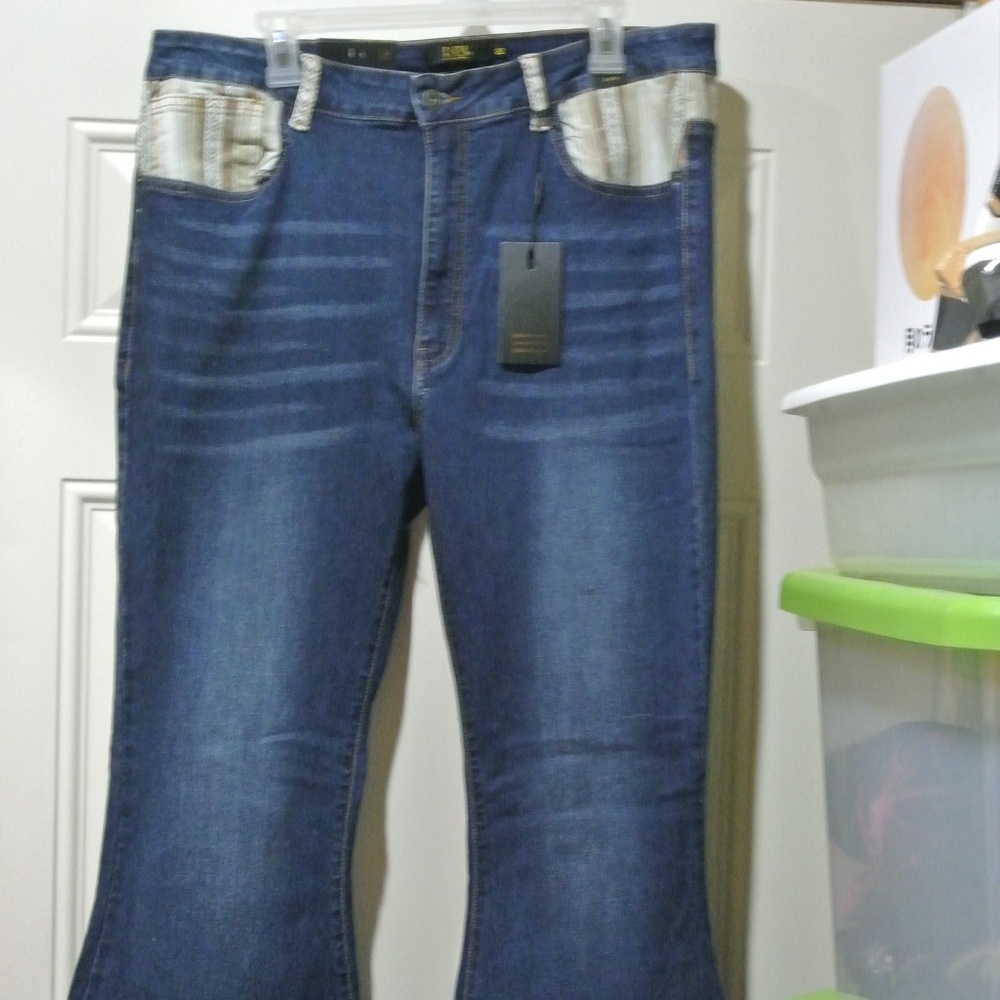 L&B Women's size 18 flare jeans, NWT